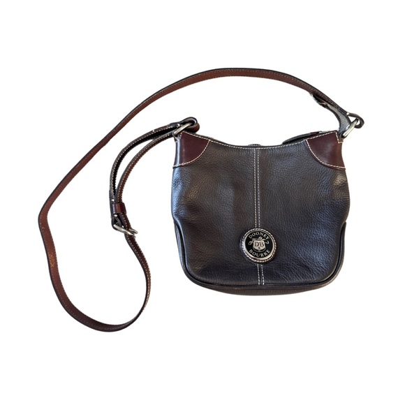 Dooney & Bourke Handbags - Vintage Dooney & Bourke Leather Crossbody Bag